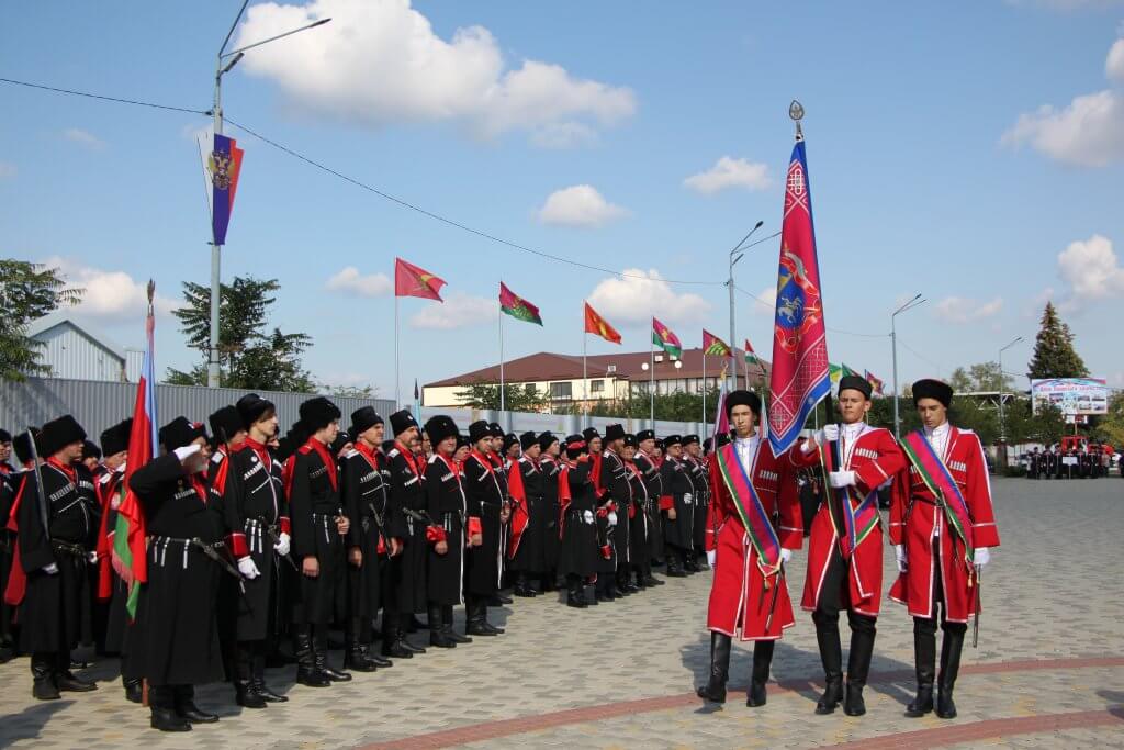 Марш казачат. Казачья строевая песня. Марш казачат. Эх казачата ребята удалые. Юные казачата эмблема.